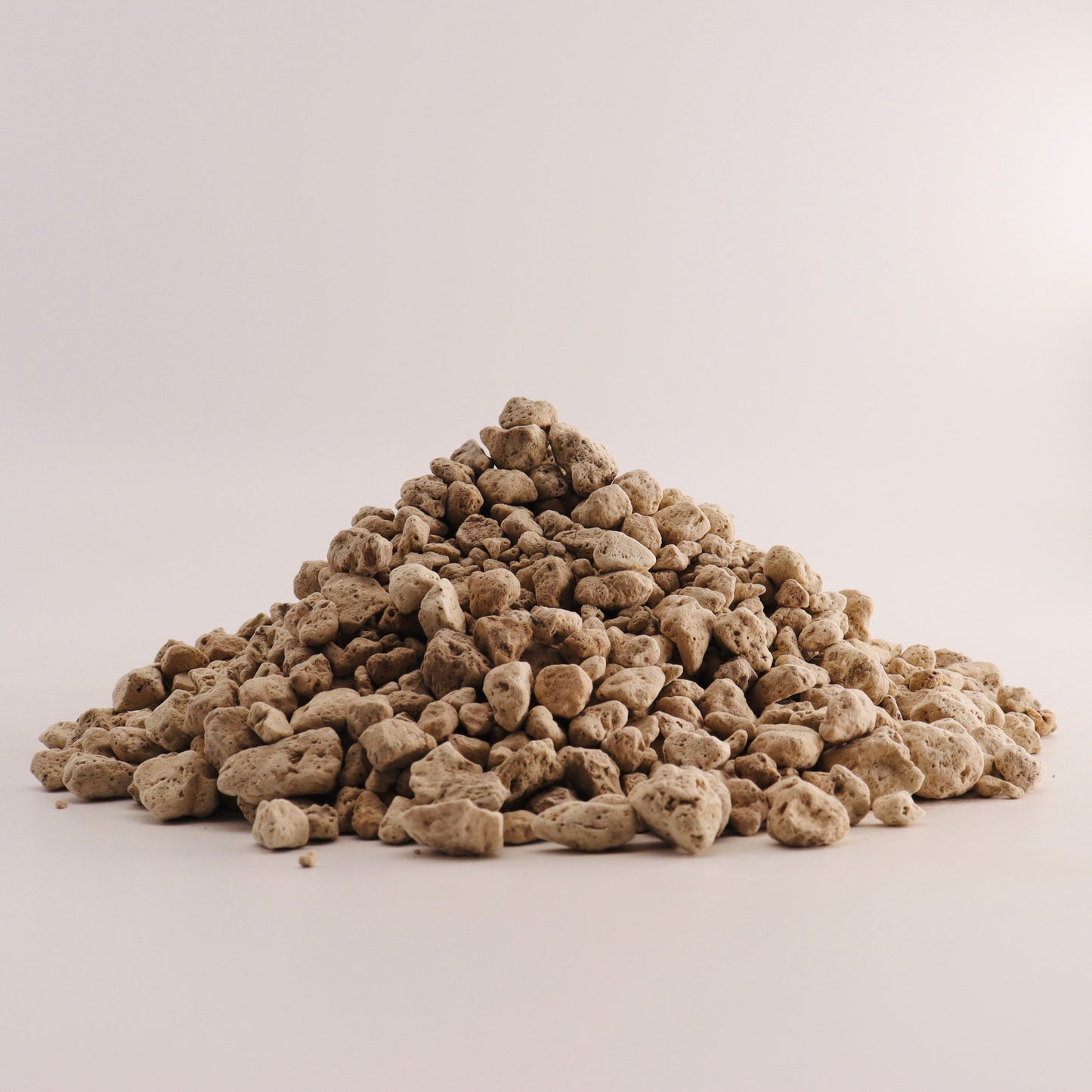Bims_Bimsstein_Pumice_Edelbims_LivingSoil_Garten_Mulch_Grundstoff