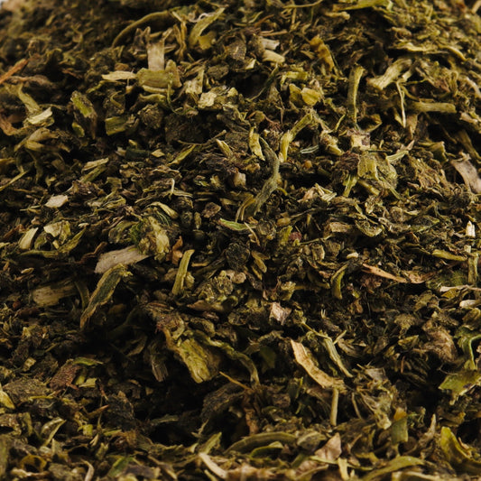 Luzernemehl_Luzernedünger_Alfalfameal_livingsoil_dünger_vegan_pflanzlich_NK-Dünger_Triacontanol