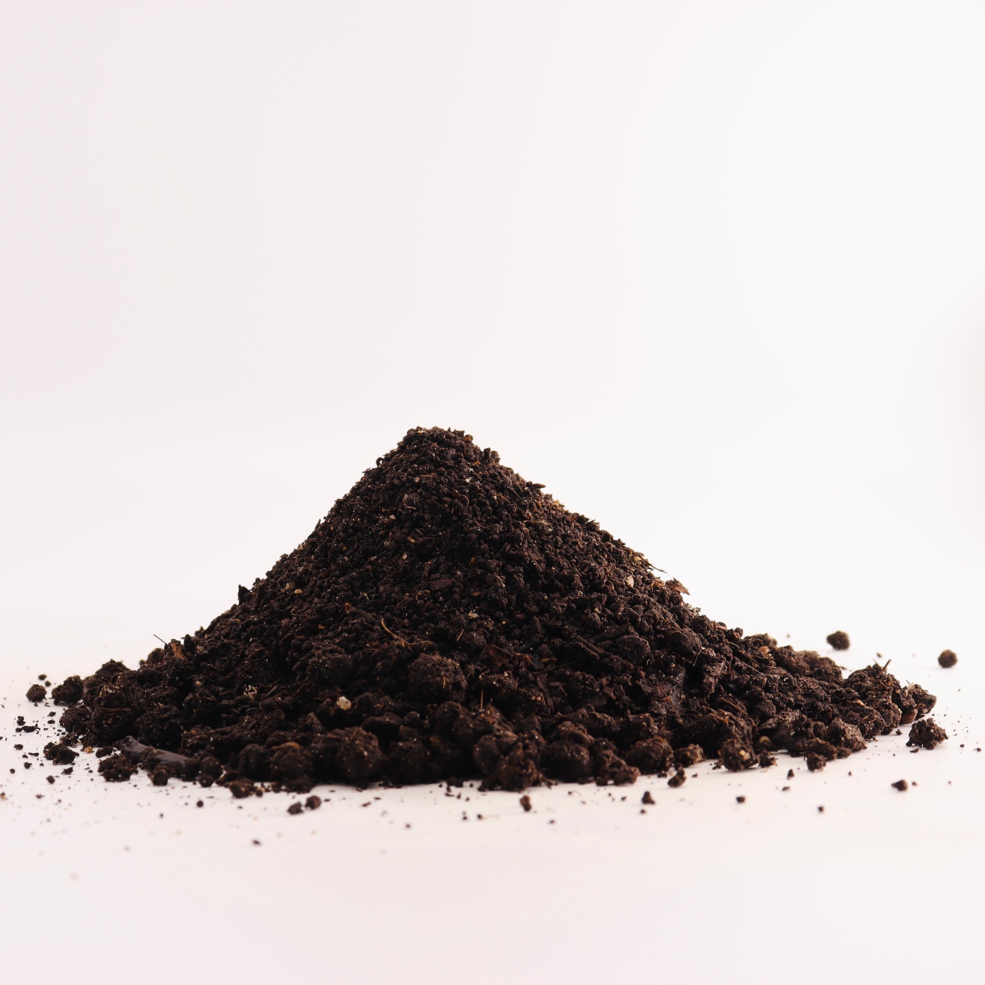 Wurmhumus_Wurmkompost_Wurmdung_Wormcastings_Vermicompost_LivingSoil_Bioanbau_Bodenaktivator_Bodenverbesserer_10Liter_5Liter